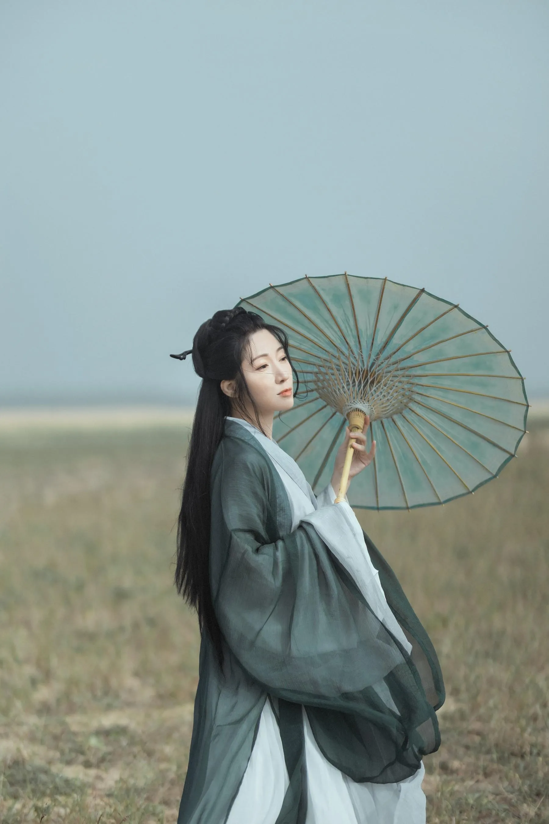 [YITUYU艺图语]2021.10.21 天涯倦客 何佳 [26P]插图8